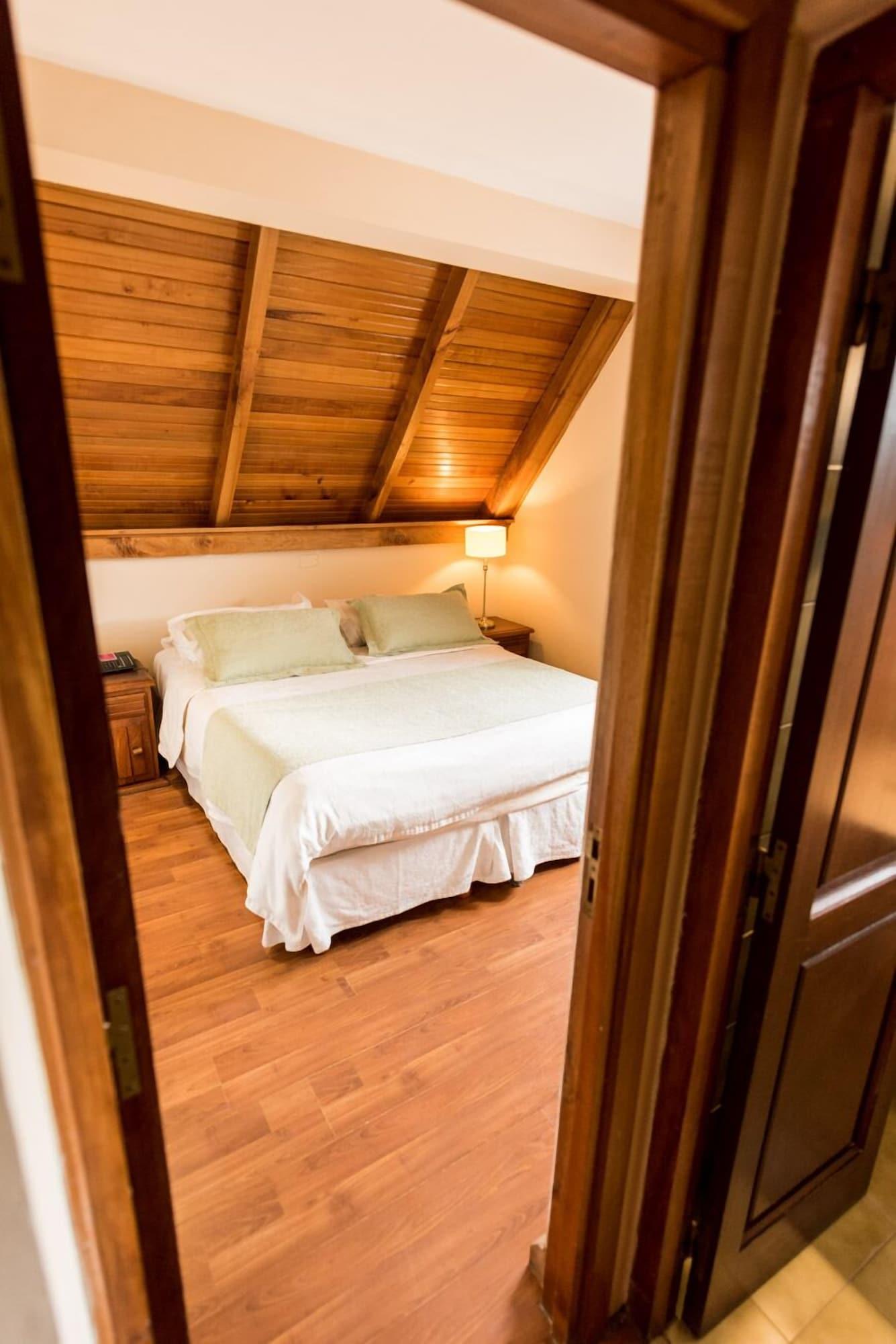 Tunqueley Hotel Сан-Мартин-де-лос-Андес Экстерьер фото