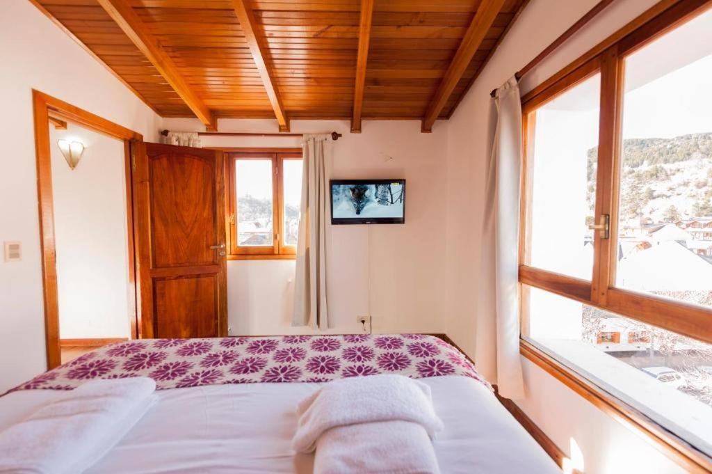 Tunqueley Hotel Сан-Мартин-де-лос-Андес Экстерьер фото